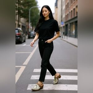 BORN Stylish Tan Women's Mules HEELS 3"